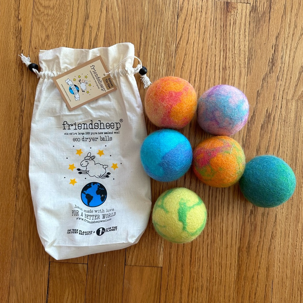 NWT Friendsheep 100% wool eco dryer balls - galaxy tie dye
